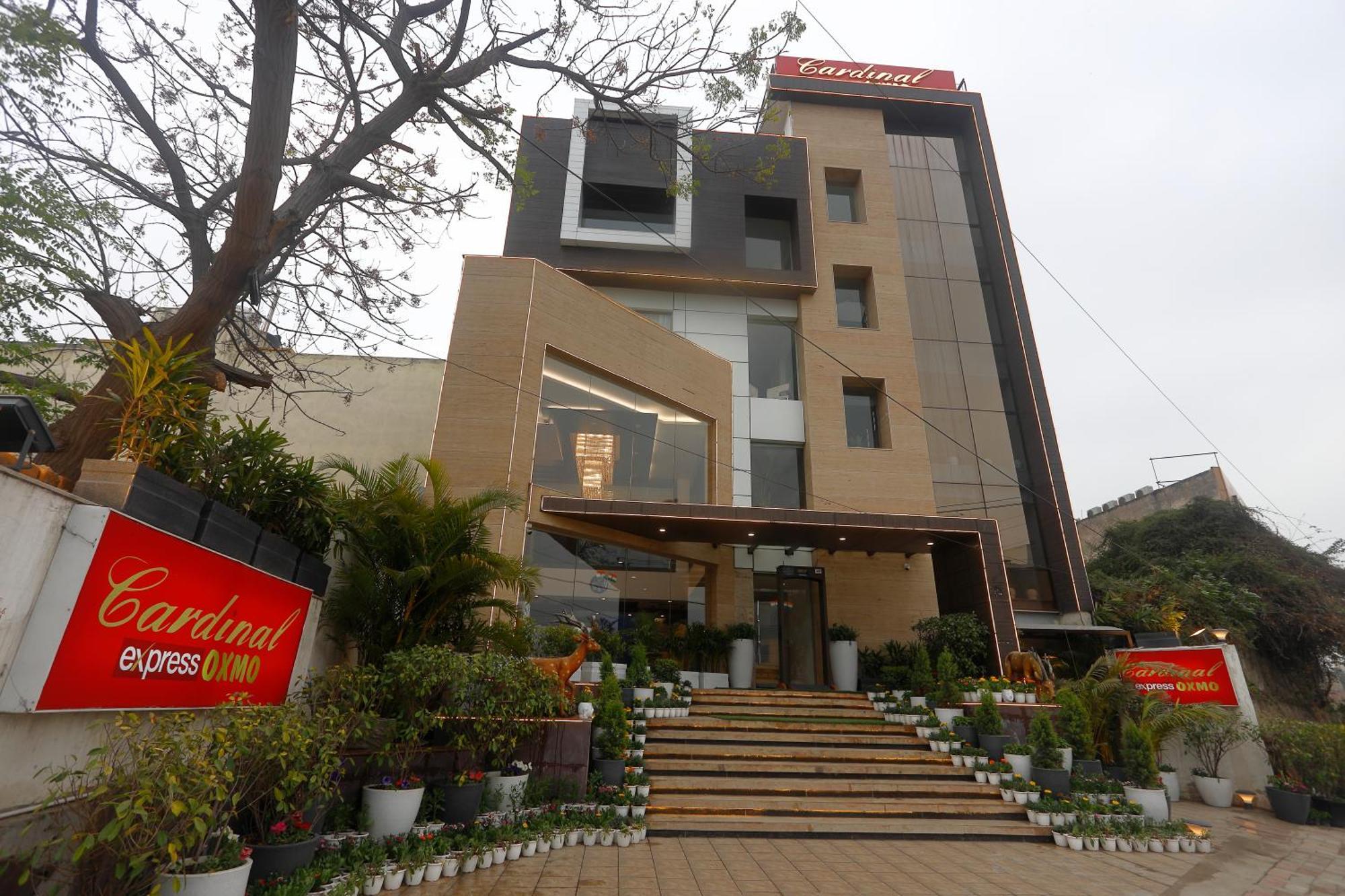 Hotel Oxmo Delhi Airport With Free Airport Transsfer นิวเดลี ภายนอก รูปภาพ