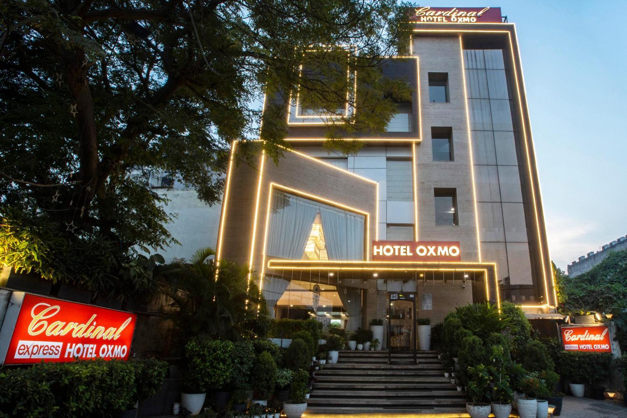 Hotel Oxmo Delhi Airport With Free Airport Transsfer นิวเดลี ภายนอก รูปภาพ