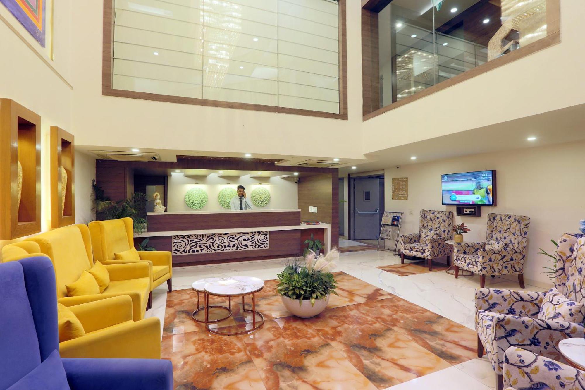 Hotel Oxmo Delhi Airport With Free Airport Transsfer นิวเดลี ภายนอก รูปภาพ