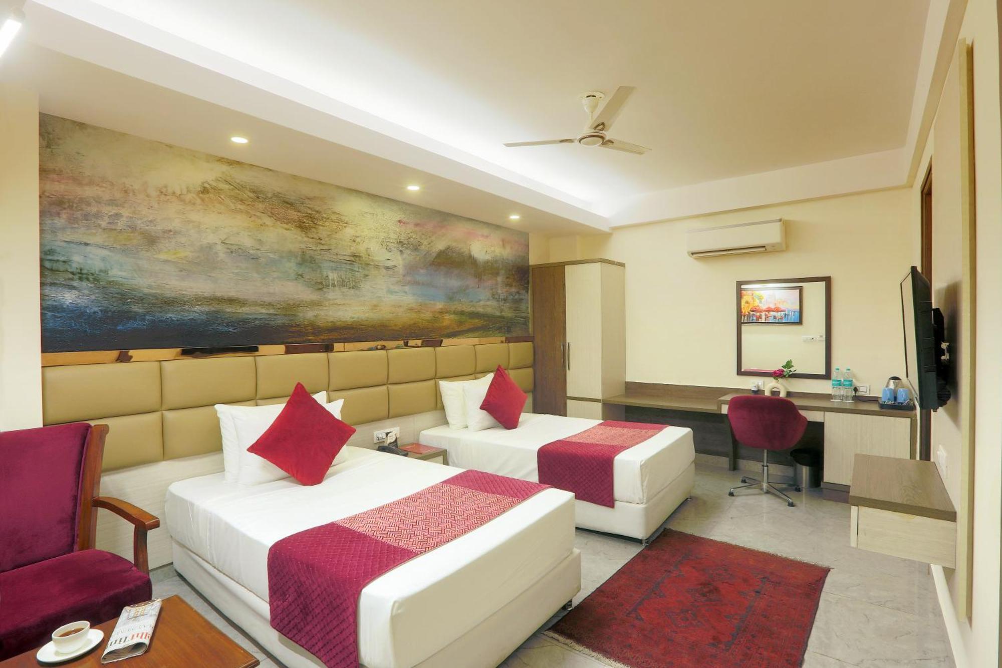 Hotel Oxmo Delhi Airport With Free Airport Transsfer นิวเดลี ภายนอก รูปภาพ