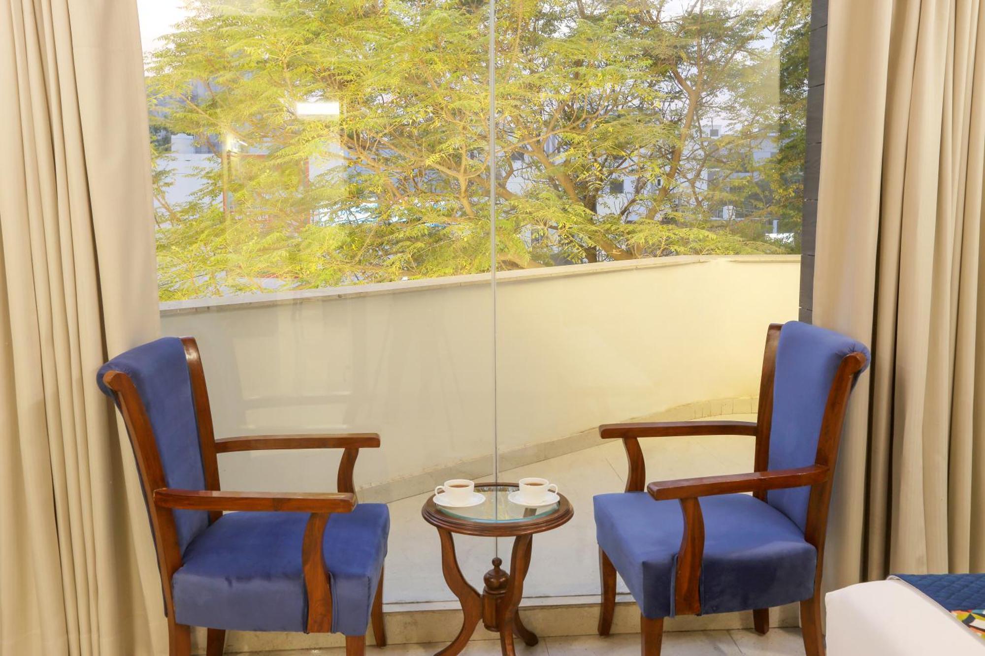 Hotel Oxmo Delhi Airport With Free Airport Transsfer นิวเดลี ภายนอก รูปภาพ